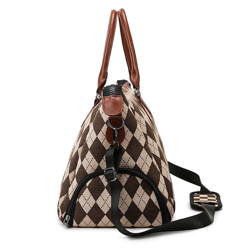 Women's travel bag - Checkerboard pattern & separate compartment for wet clothes