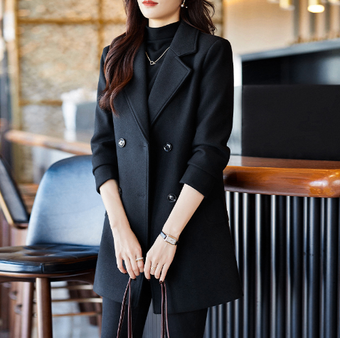 Women's Long Blazer Coat - Timeless Winter Elegance