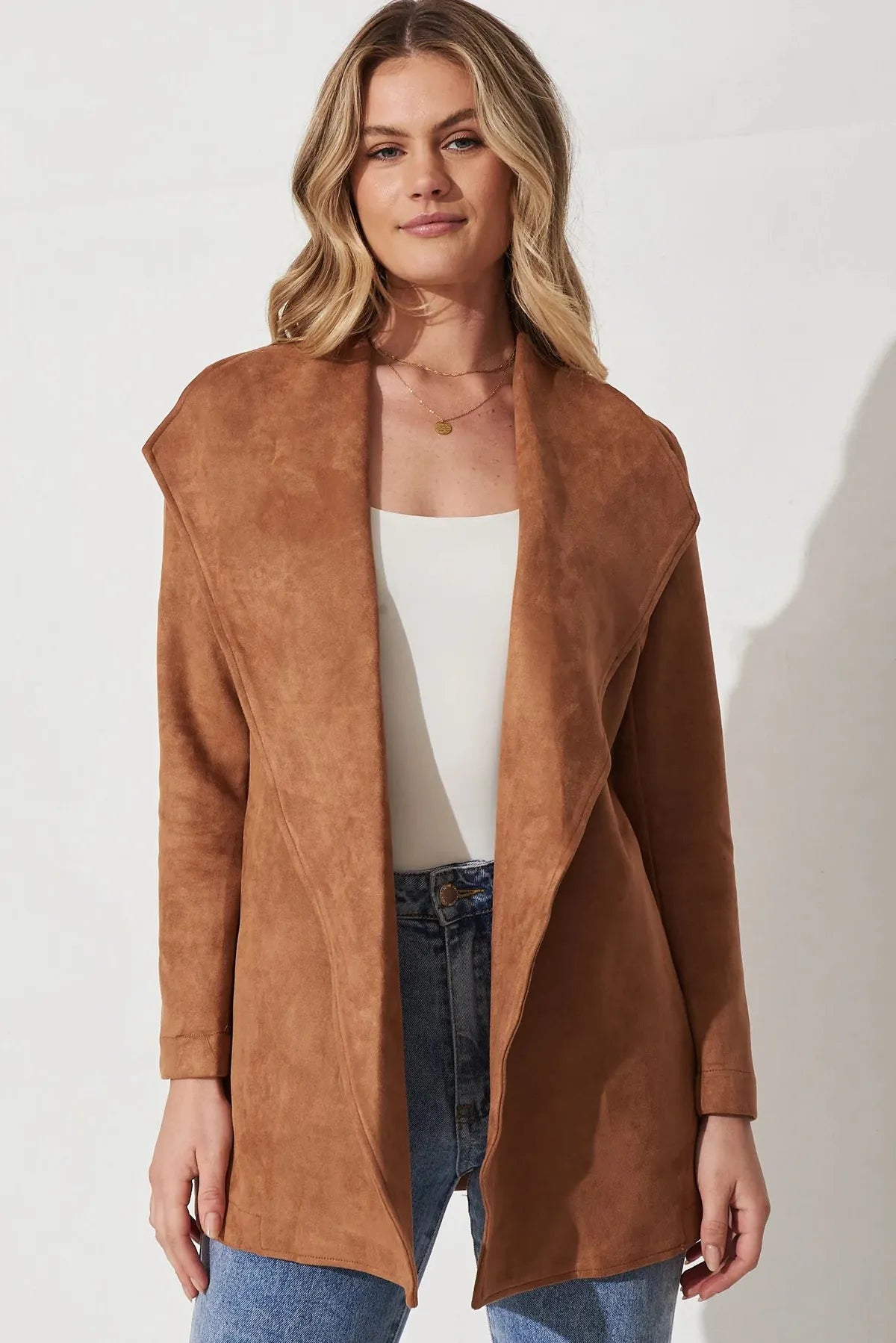 Warm Women's Jacket - Minimalist Elegance for Fall and Winter