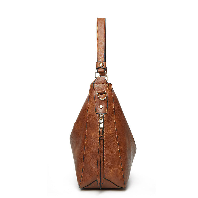 Women's shoulder bag - Urban elegance in brown